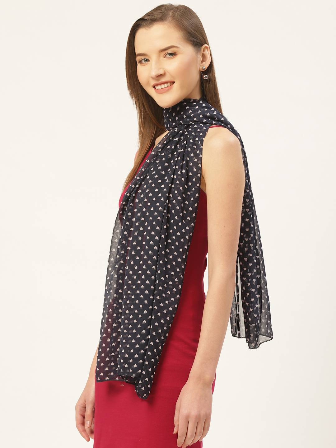 

Trend Arrest Women Navy Blue & White Heart Printed Stole