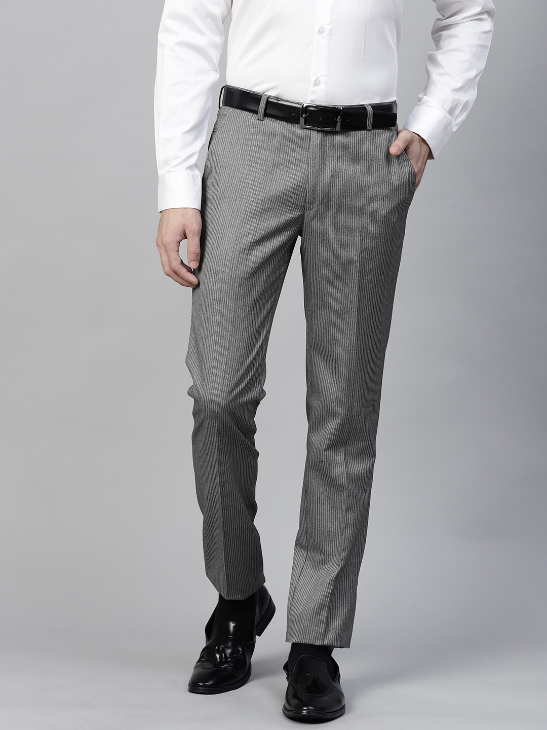 

MANQ Men Grey & White Slim Fit Striped Formal Trousers