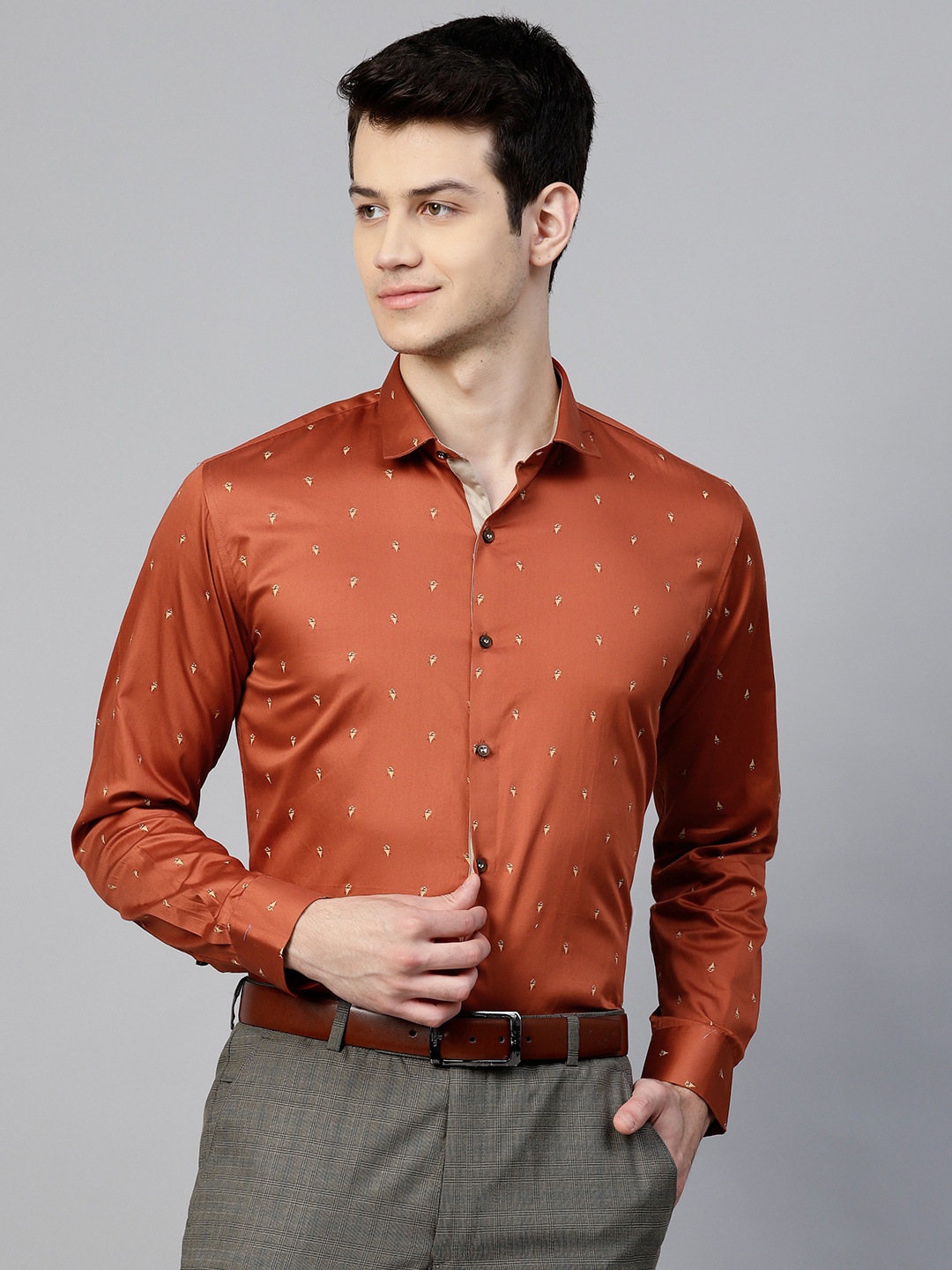

MANQ Men Rust Orange & Yellow Slim Fit Micro Ditsy Quirky Printed Smart Casual Shirt