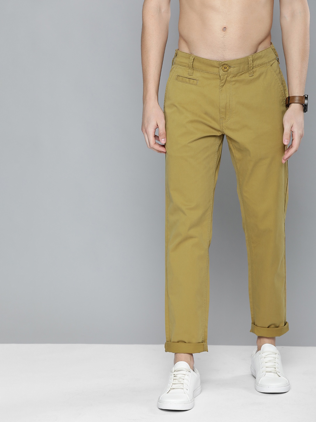 

HERE&NOW Men Khaki Slim Fit Solid Chinos
