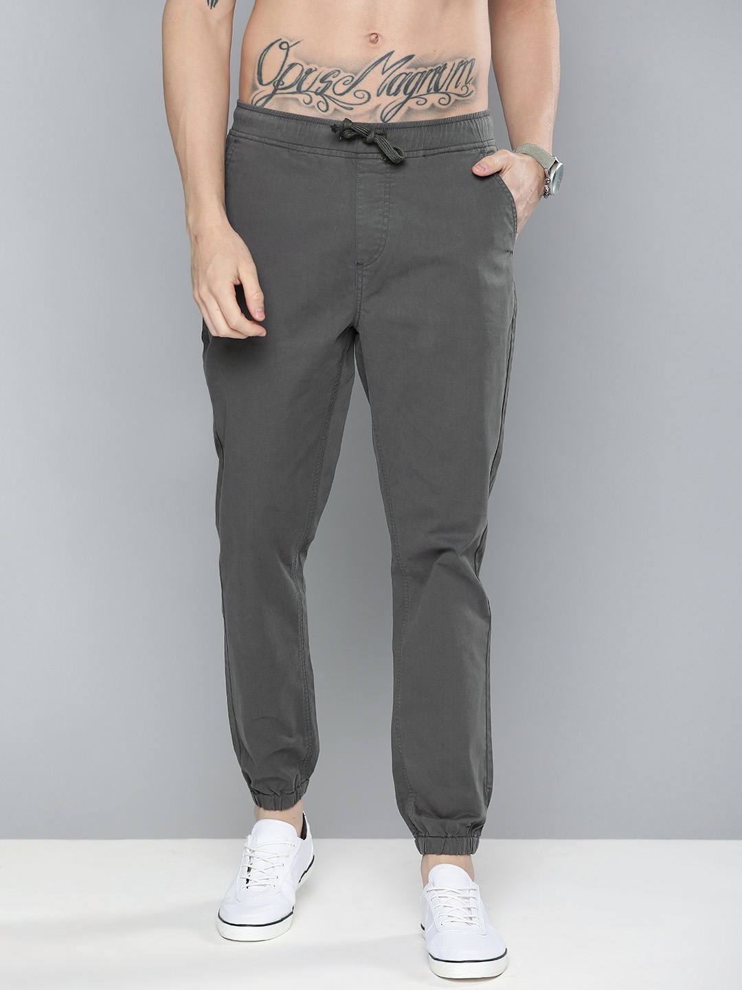 

HERE&NOW Men Charcoal Grey Slim Fit Solid Joggers