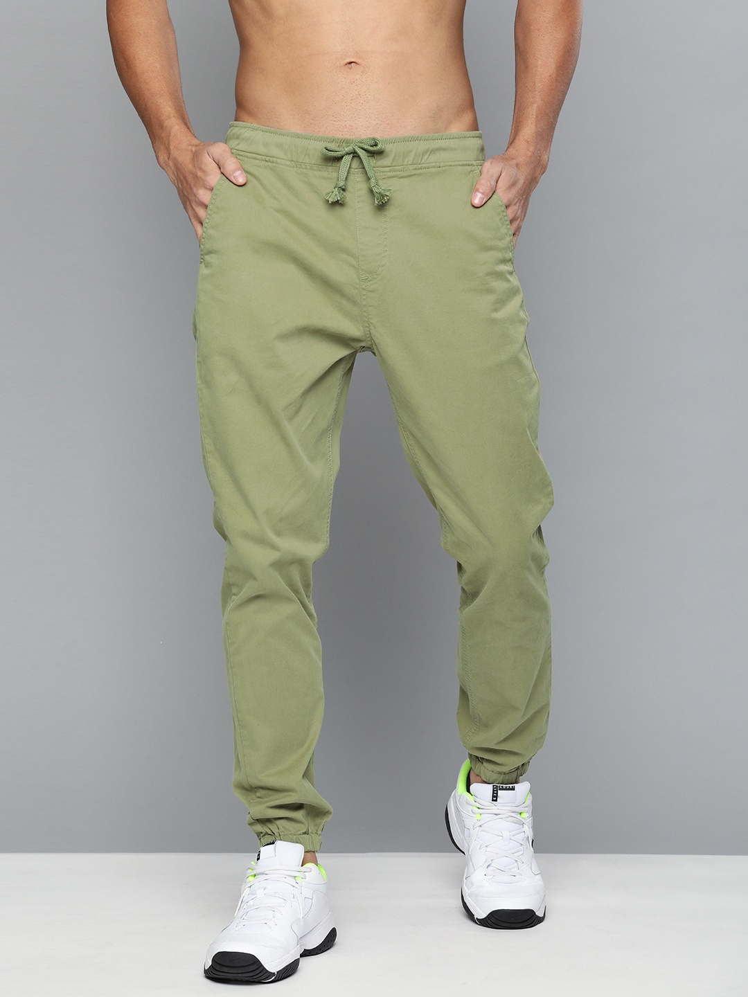 

HERE&NOW Men Olive Green Regular Fit Solid Joggers