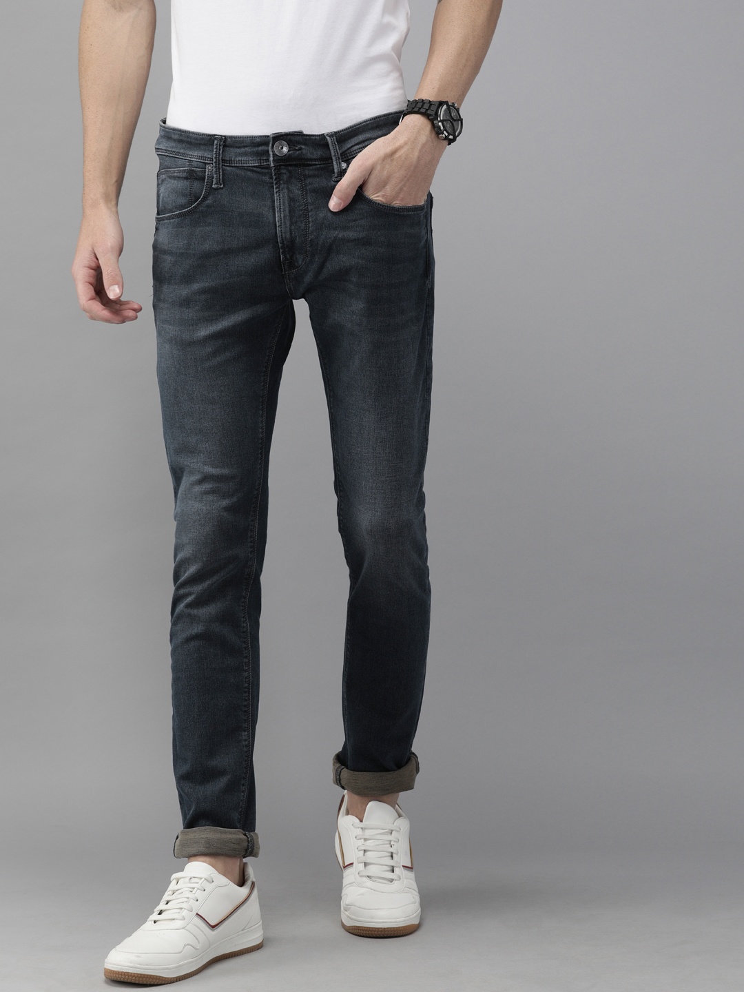 

Pepe Jeans Men Charcoal Raynold Vapour Slim Fit Mid-Rise Clean Look Stretchable Jeans