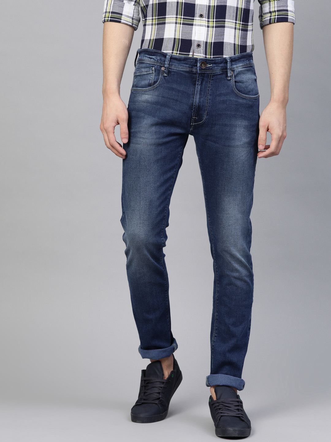 

Pepe Jeans Men Blue Vapour Slim Fit Mid-Rise Clean Look Stretchable Jeans