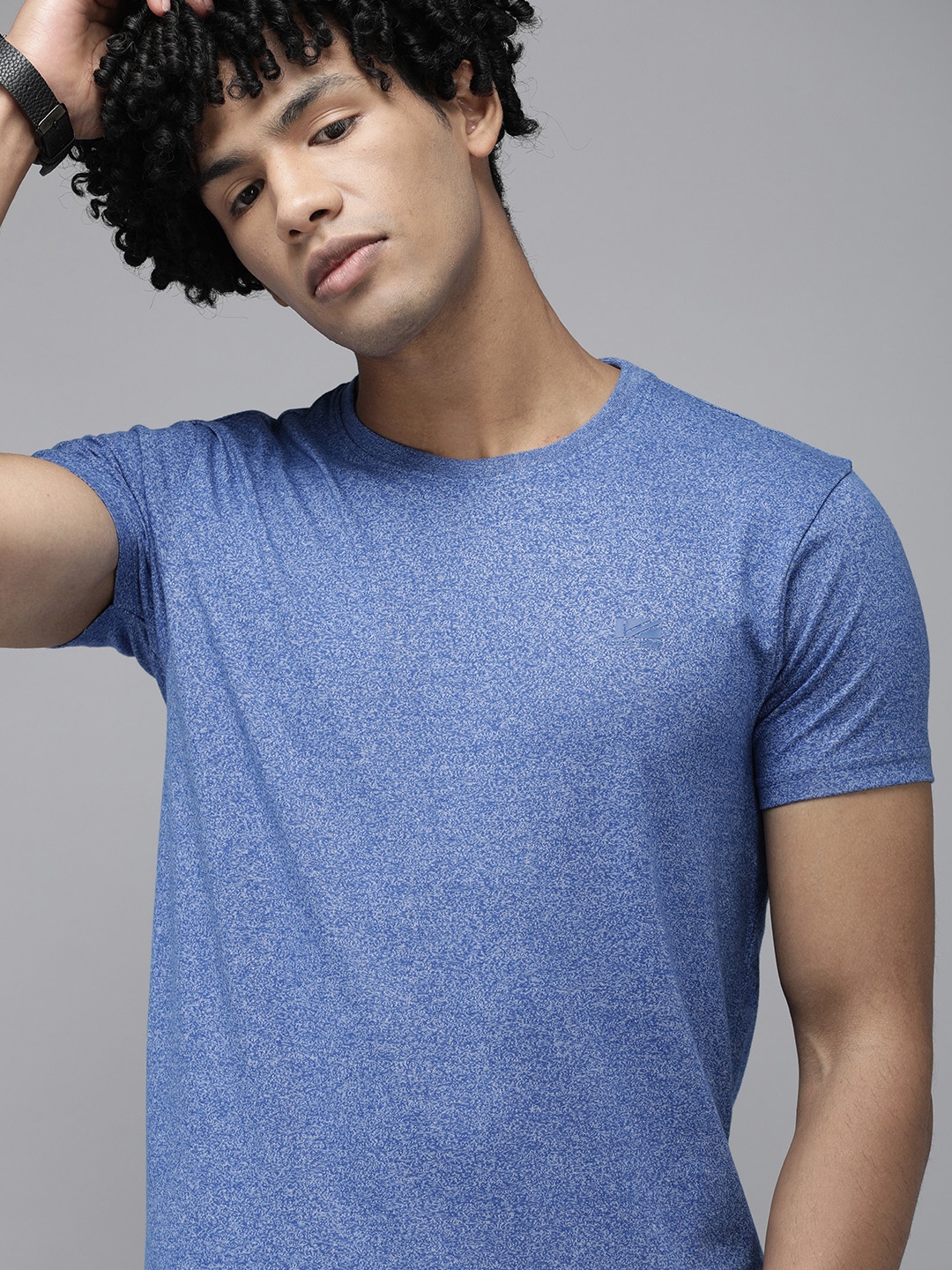 

Pepe Jeans Men Blue Solid Round Neck T-shirt