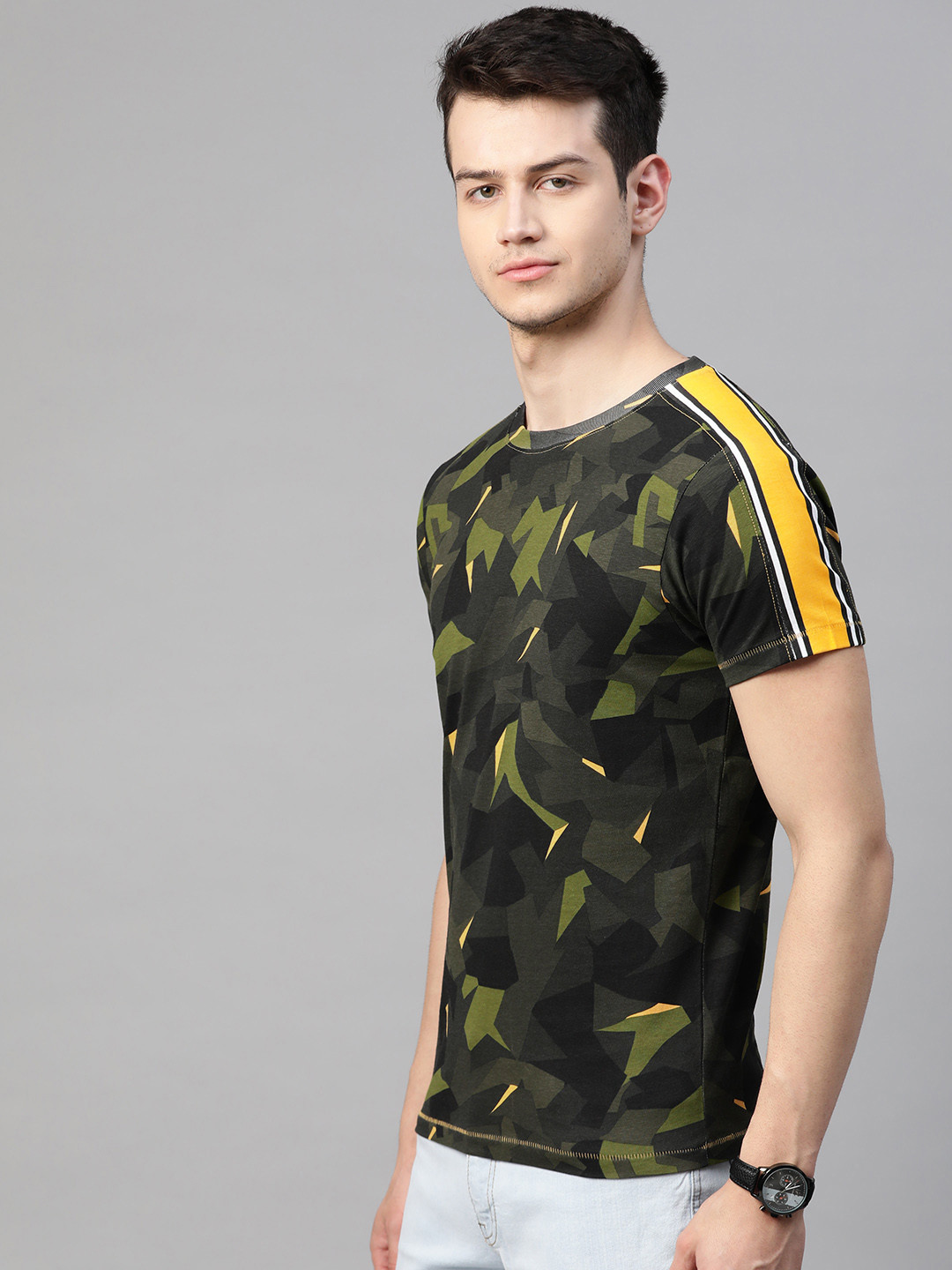 

Pepe Jeans Men Olive Green Printed Round Neck Pure Cotton T-shirt