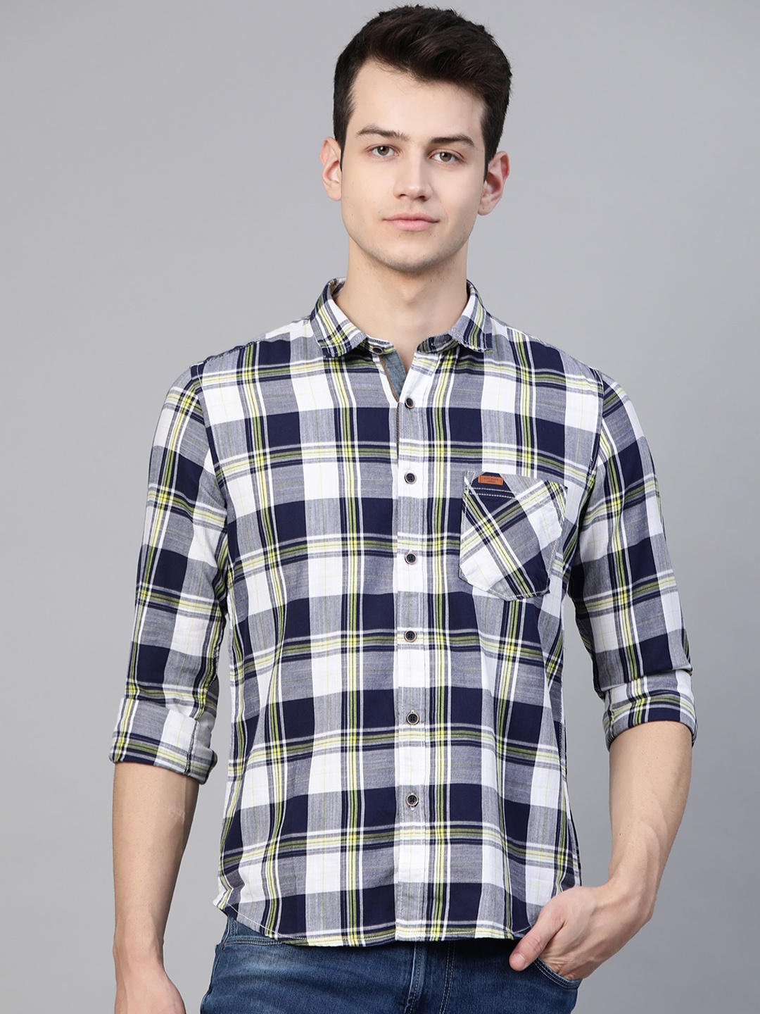 

Pepe Jeans Men White & Yellow Regular Fit Checked Casual Shirt