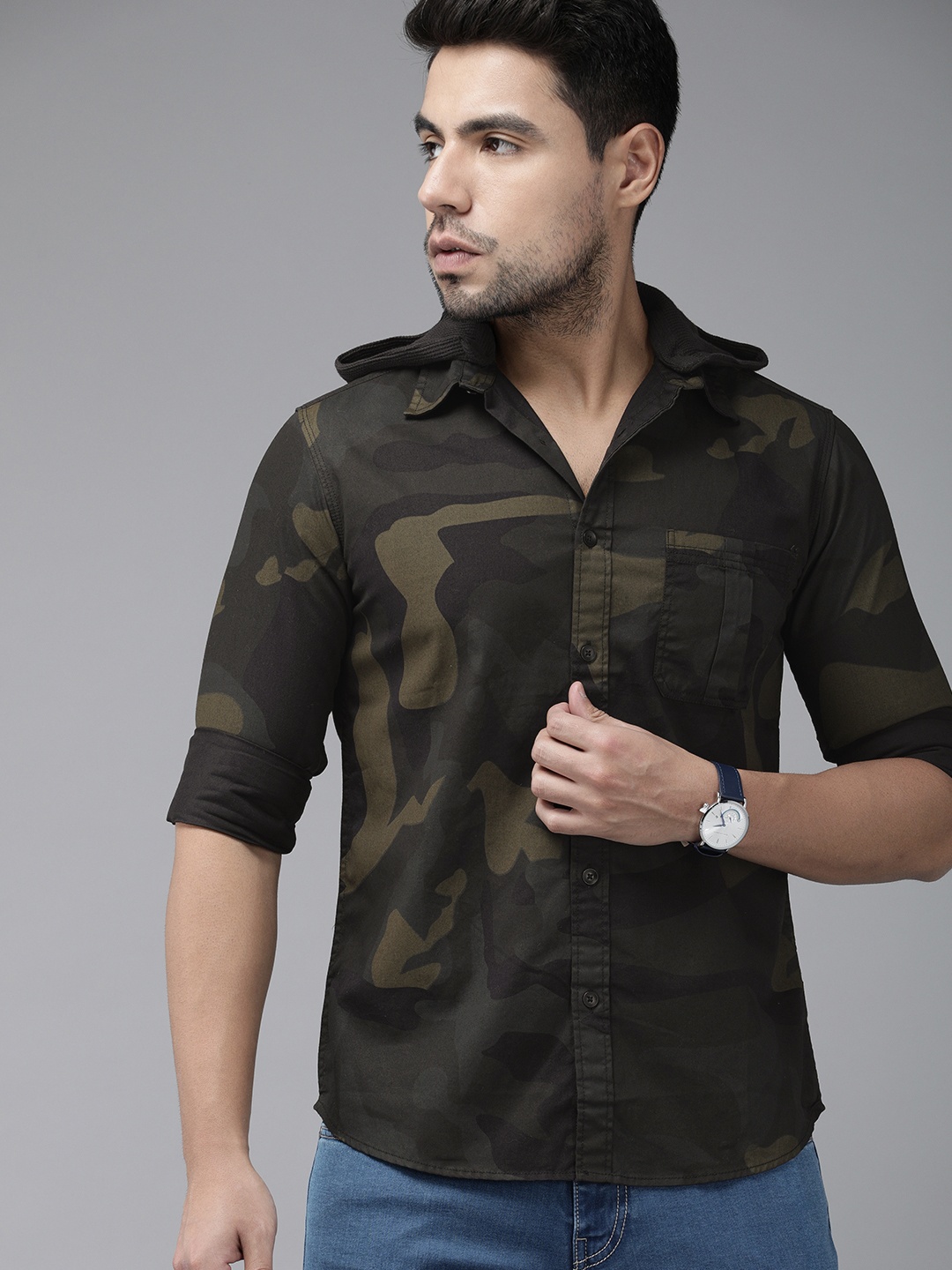 

Pepe Jeans Men Olive Green JAKIE LS IP Regular Fit Printed Pure Cotton Casual Shirt