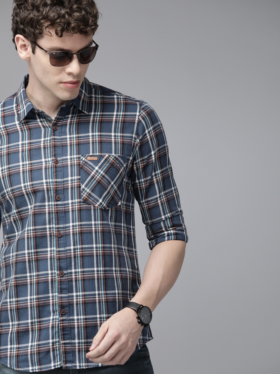 

Pepe Jeans Men Teal & White Pure Cotton Regular Fit Checked Casual Shirt