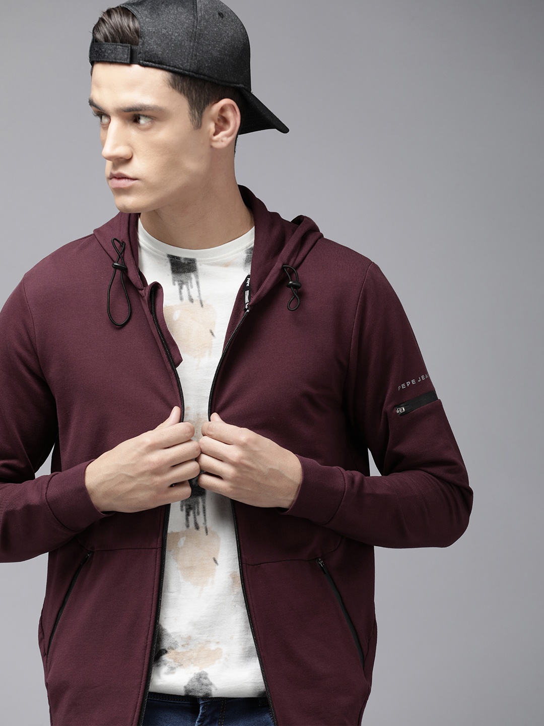 

Pepe Jeans Men Maroon Solid Hooded Sweatshirt