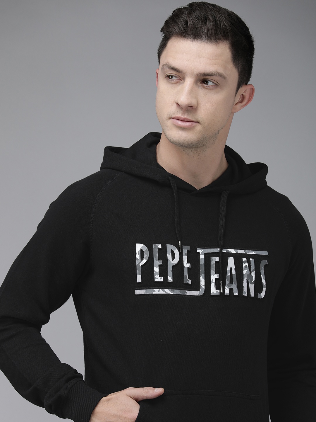 

Pepe Jeans Men Black Printed Sweatshirt