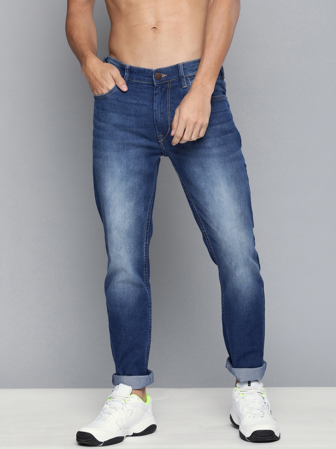

HERE&NOW Men Blue Slim Fit Mid-Rise Clean Look Stretchable Jeans