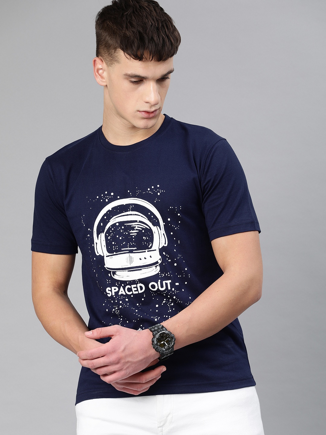 

BE AWARA Men Navy Blue Printed Round Neck T-shirt