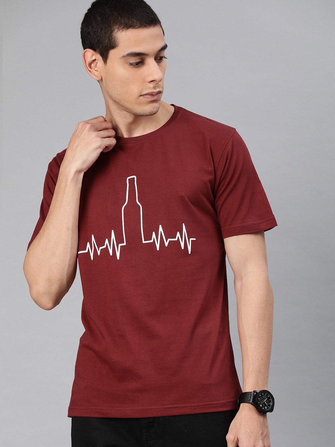 

BE AWARA Men Maroon Printed Round Neck T-shirt