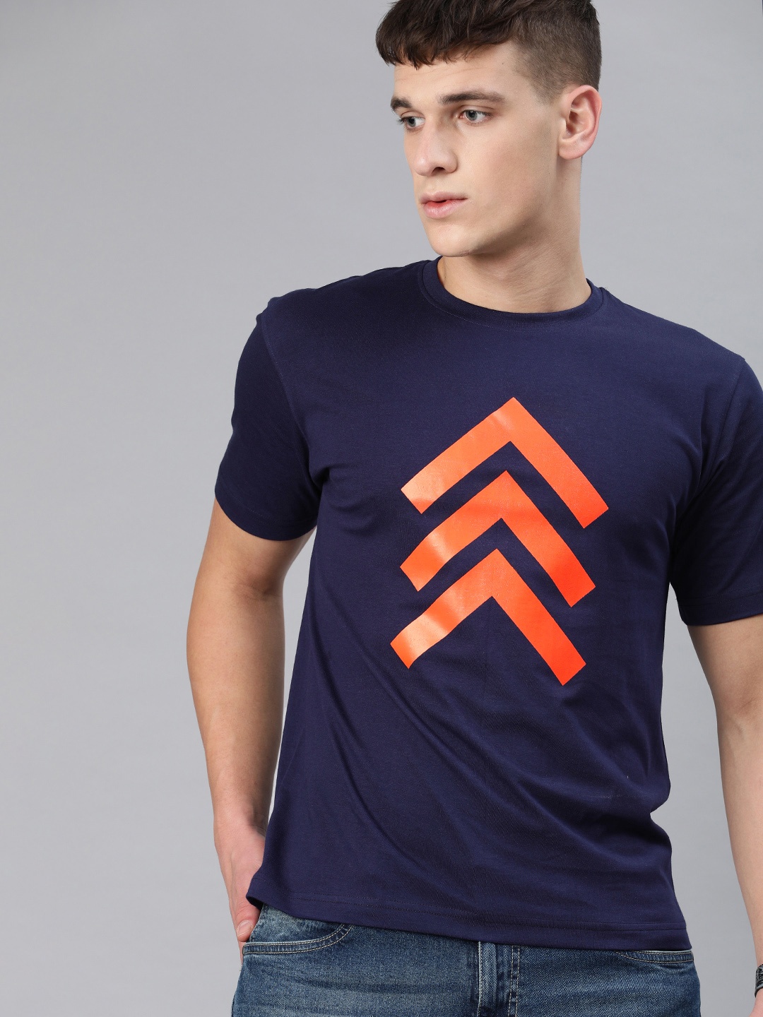 

BE AWARA Men Navy Blue Printed Round Neck Pure Cotton T-shirt