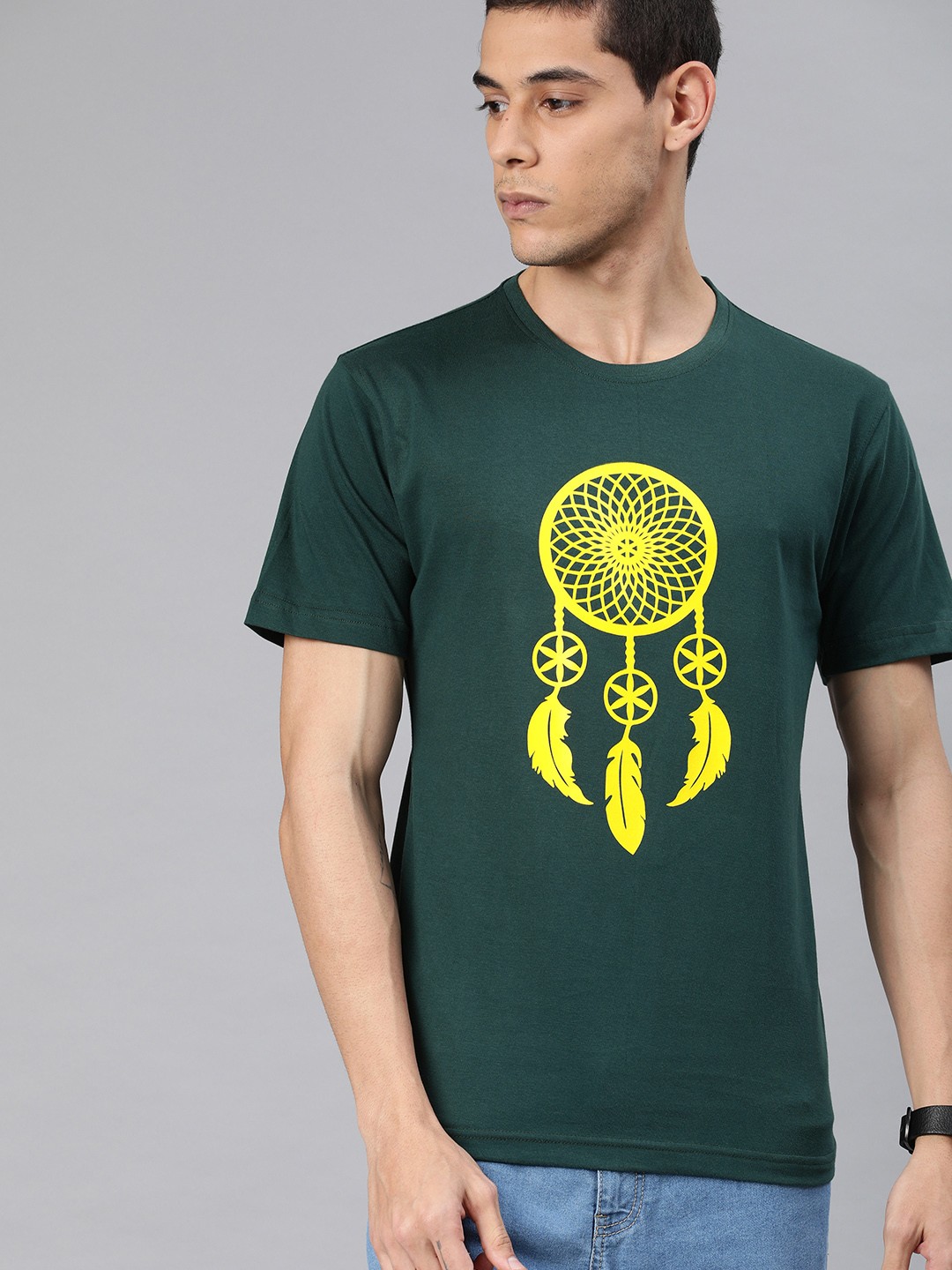 

BE AWARA Men Green Printed Round Neck Pure Cotton T-shirt