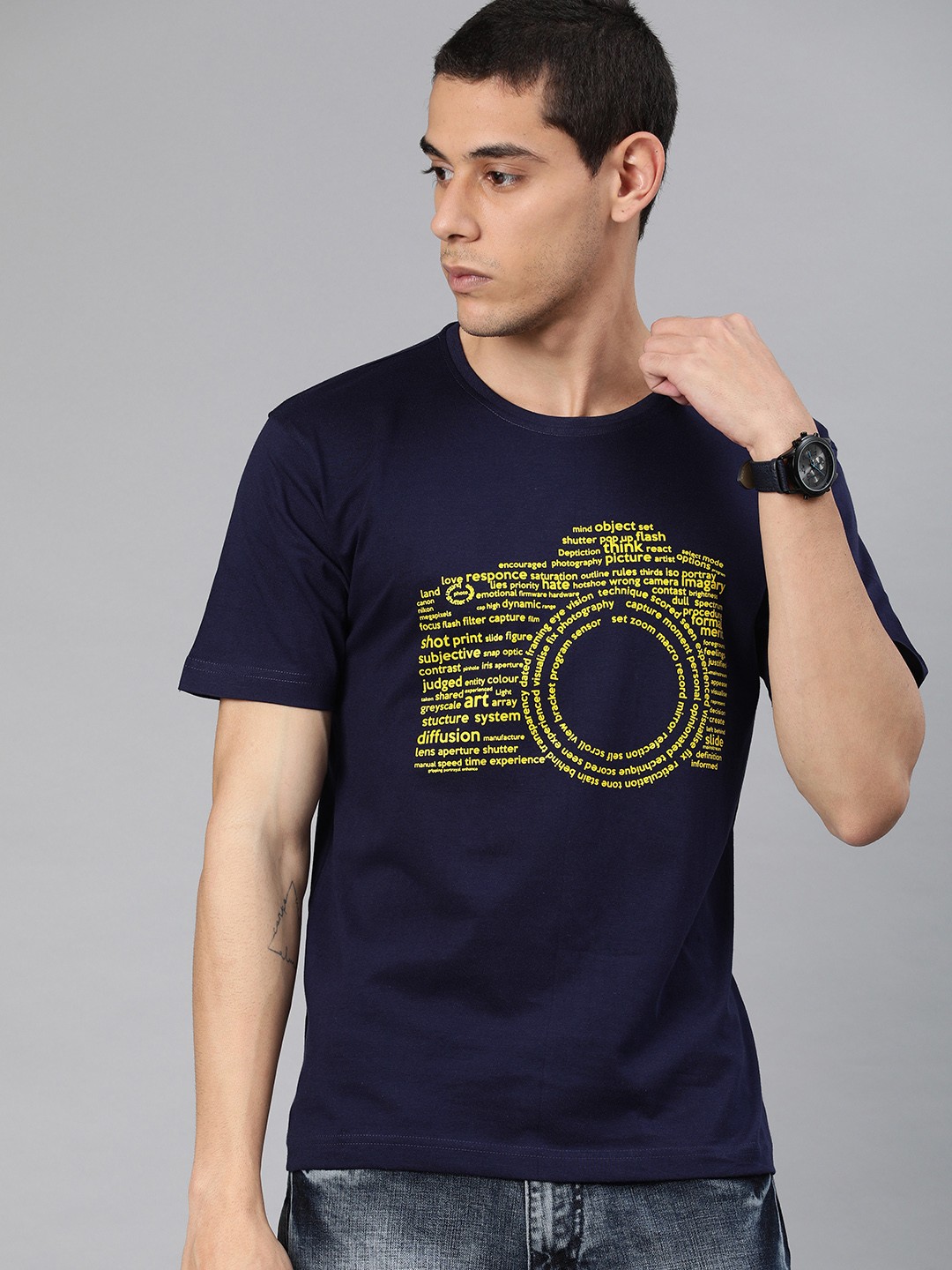 

BE AWARA Men Navy Blue Printed Round Neck Pure Cotton T-shirt