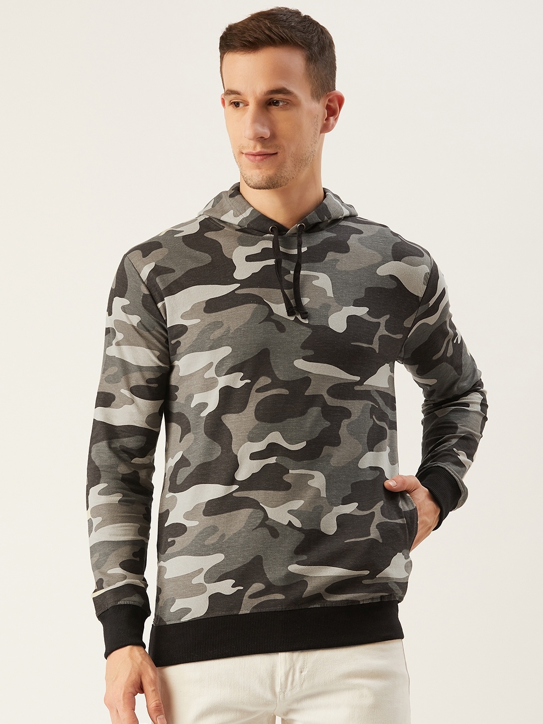 

Rodzen Men Grey & Black Camouflage Print Hooded Sweatshirt