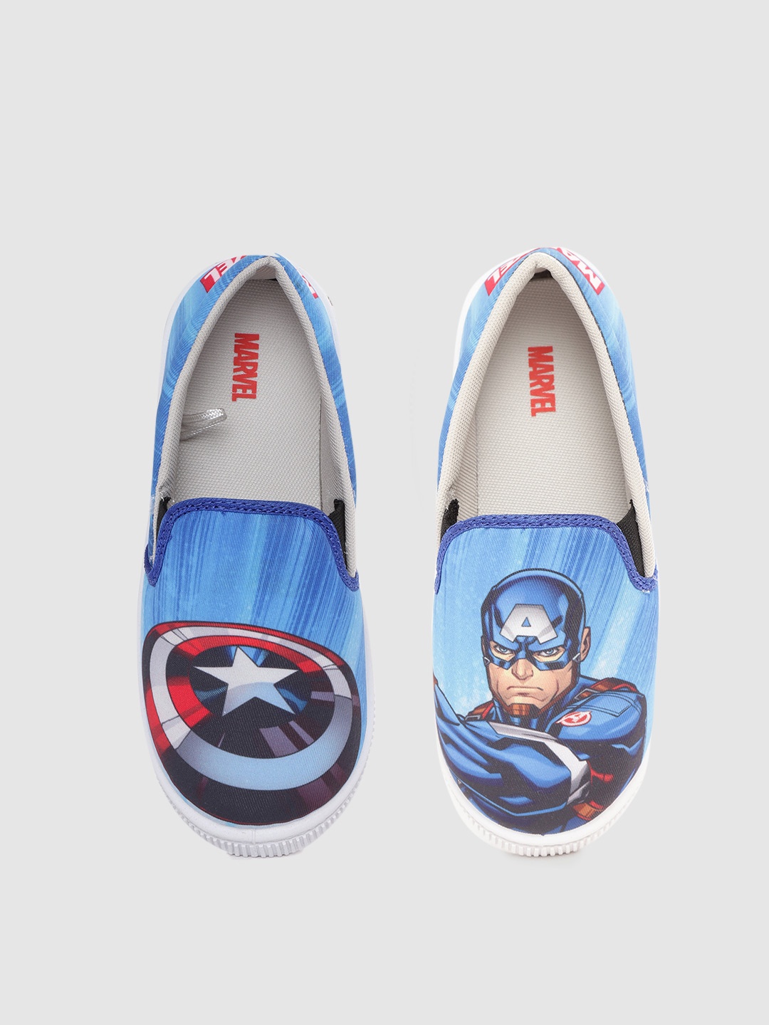 

toothless Boys Blue & Red Captain America Print Slip-On Sneakers