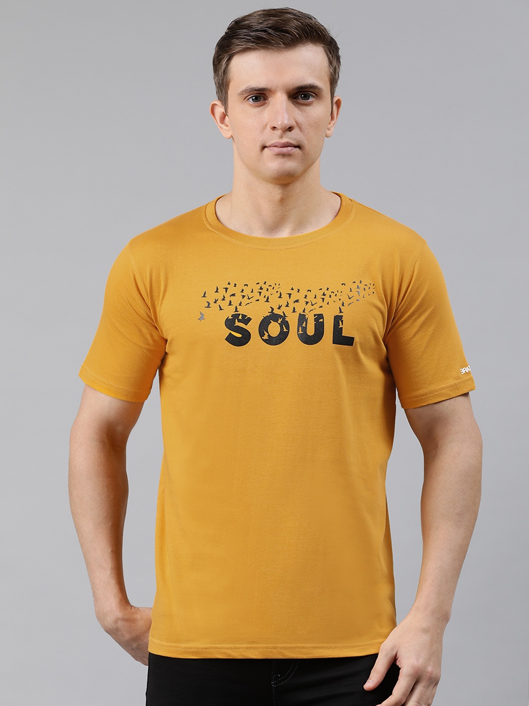 

BRATMA Men Mustard Yellow Printed Round Neck Pure Cotton T-shirt