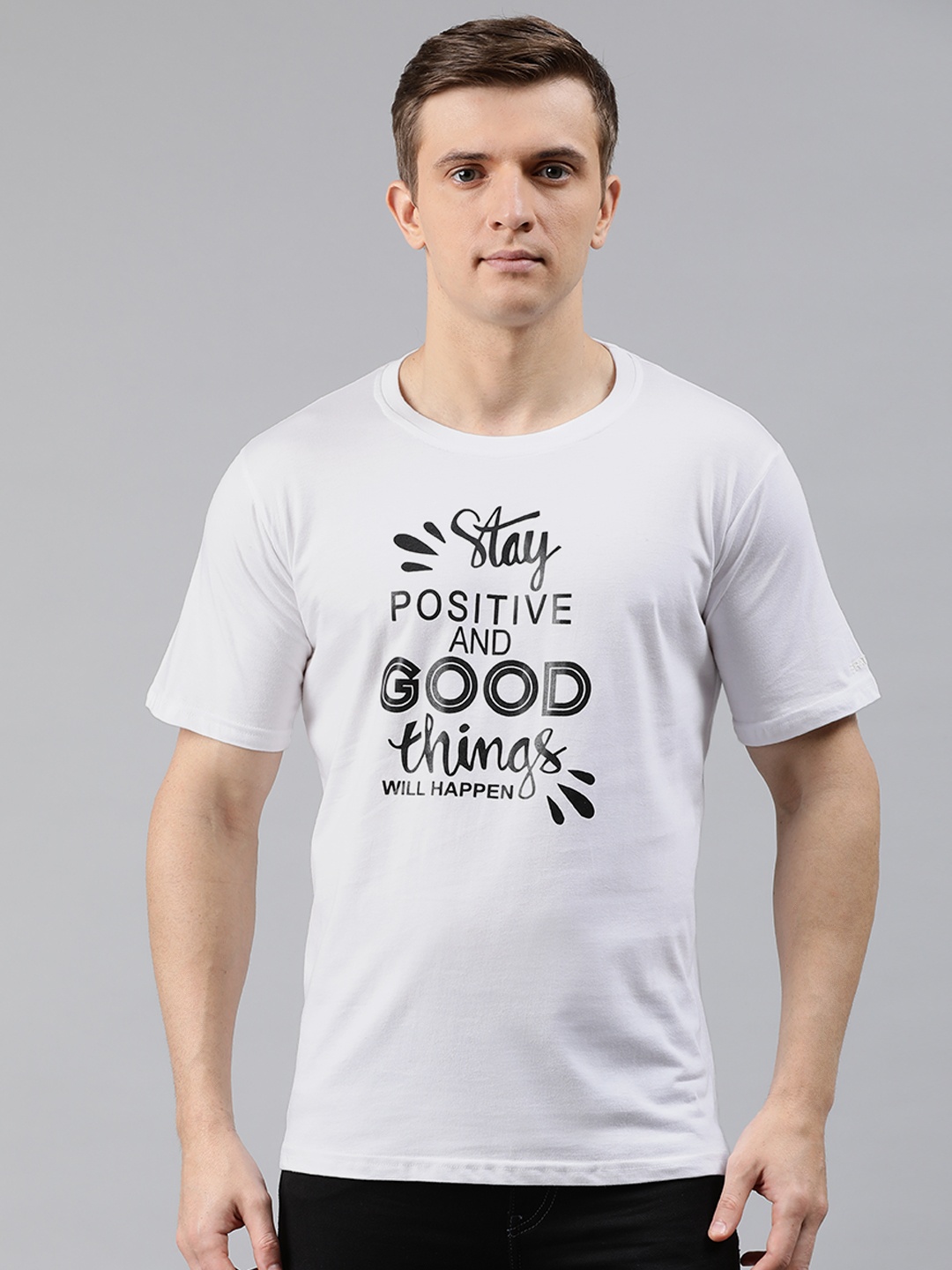 

BRATMA Men White Printed Round Neck T-shirt