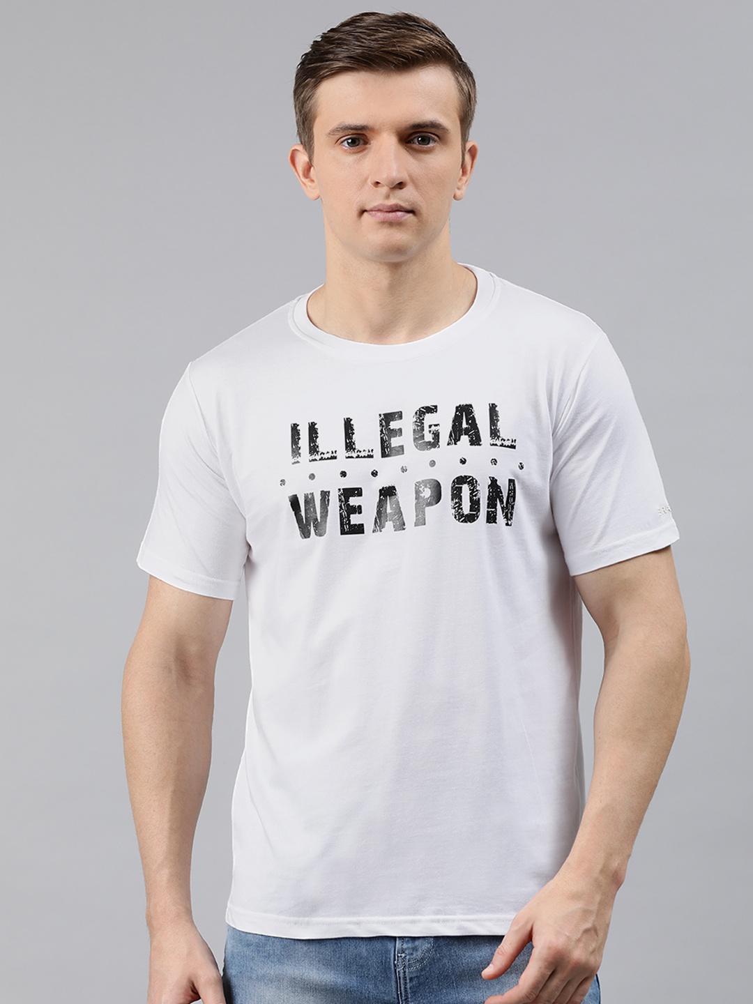 

BRATMA Men White Printed Round Neck T-shirt