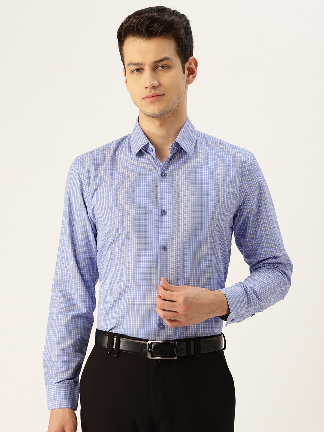 

SOJANYA Men Blue & White Classic Fit Checked Formal Shirt