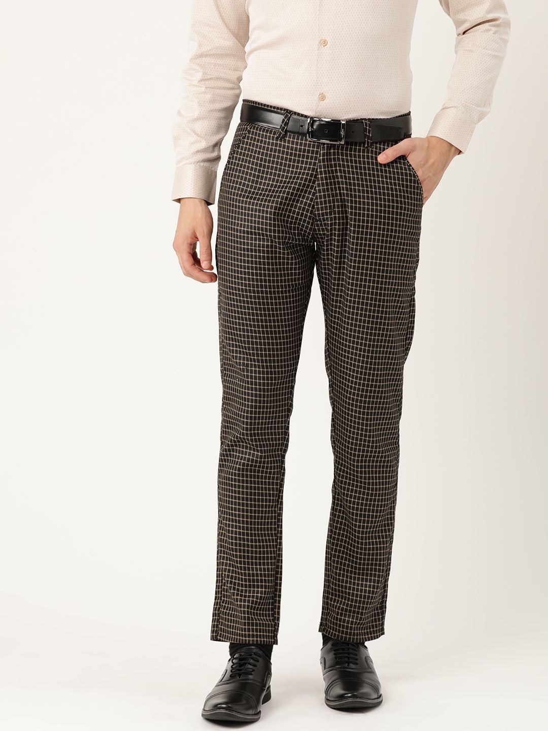 

SOJANYA Men Black & Beige Smart Regular Fit Checked Formal Trousers