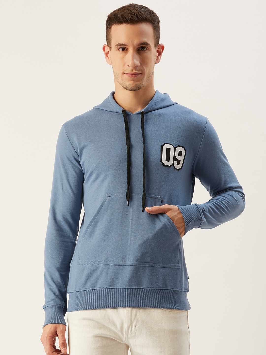 

Rodzen Men Blue Solid Hooded Sweatshirt