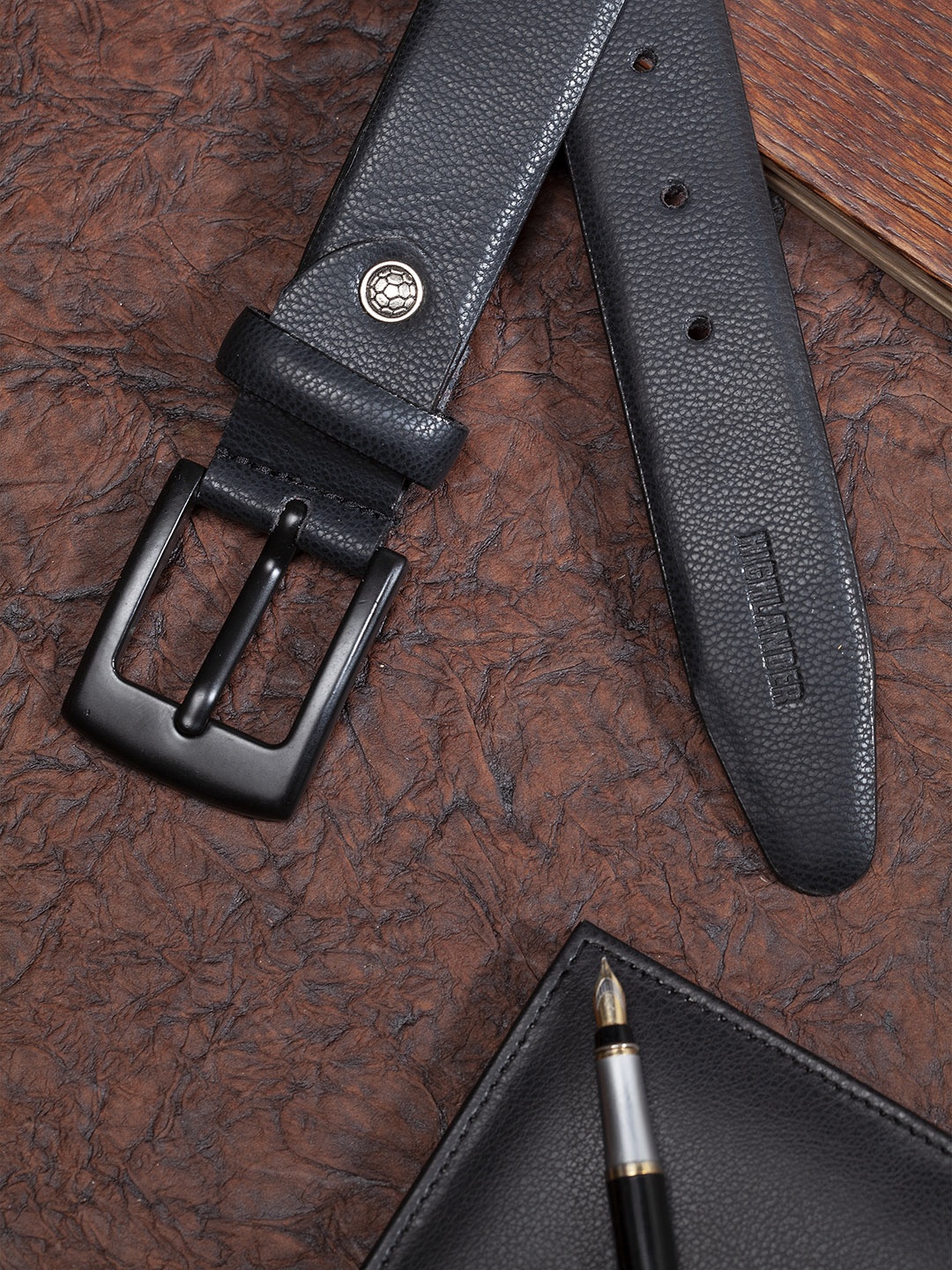 

HIGHLANDER Men Black Solid Belt