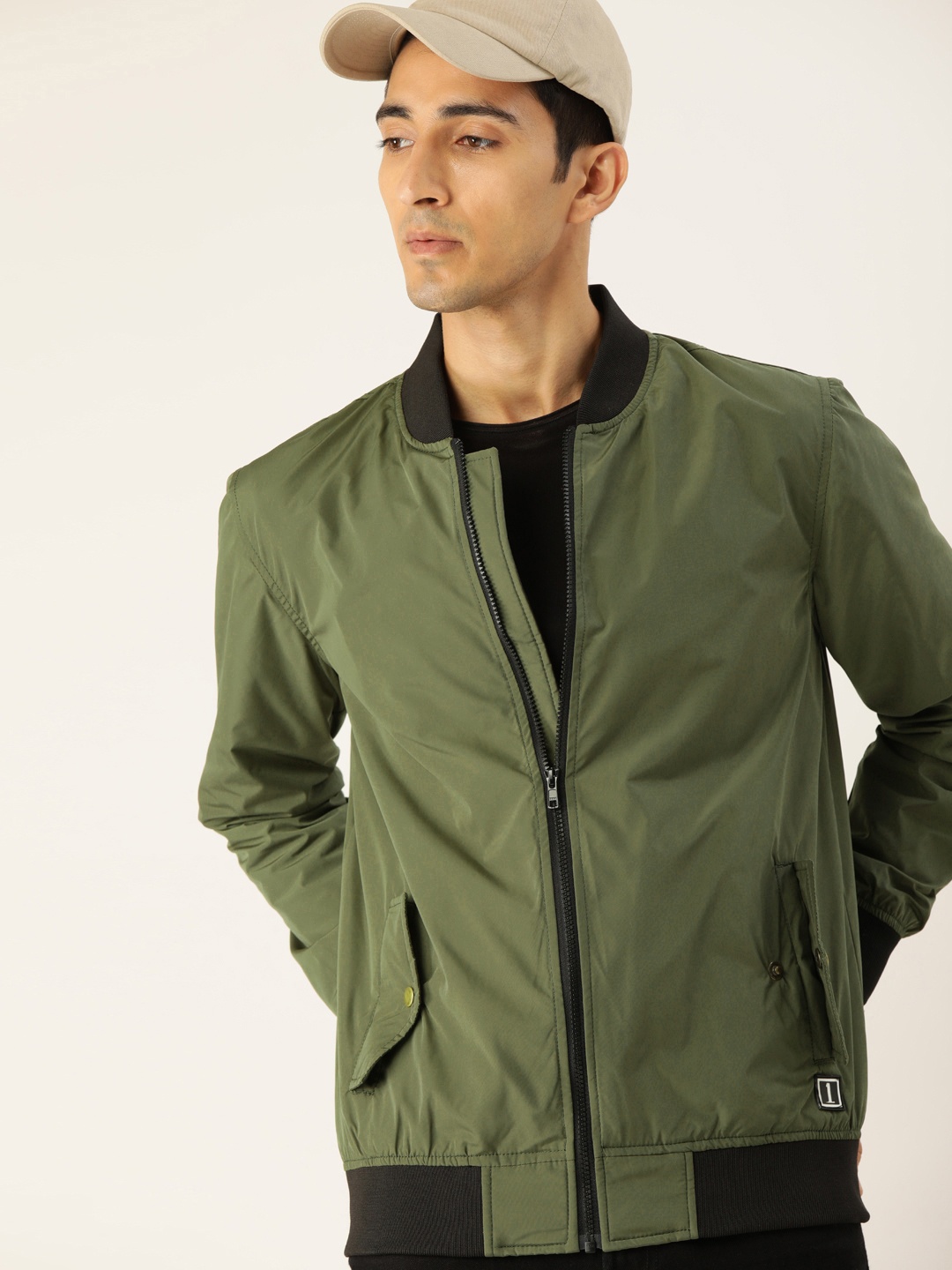 

SINGLE Men Olive Green Slim Fit Solid Bomber Jacket