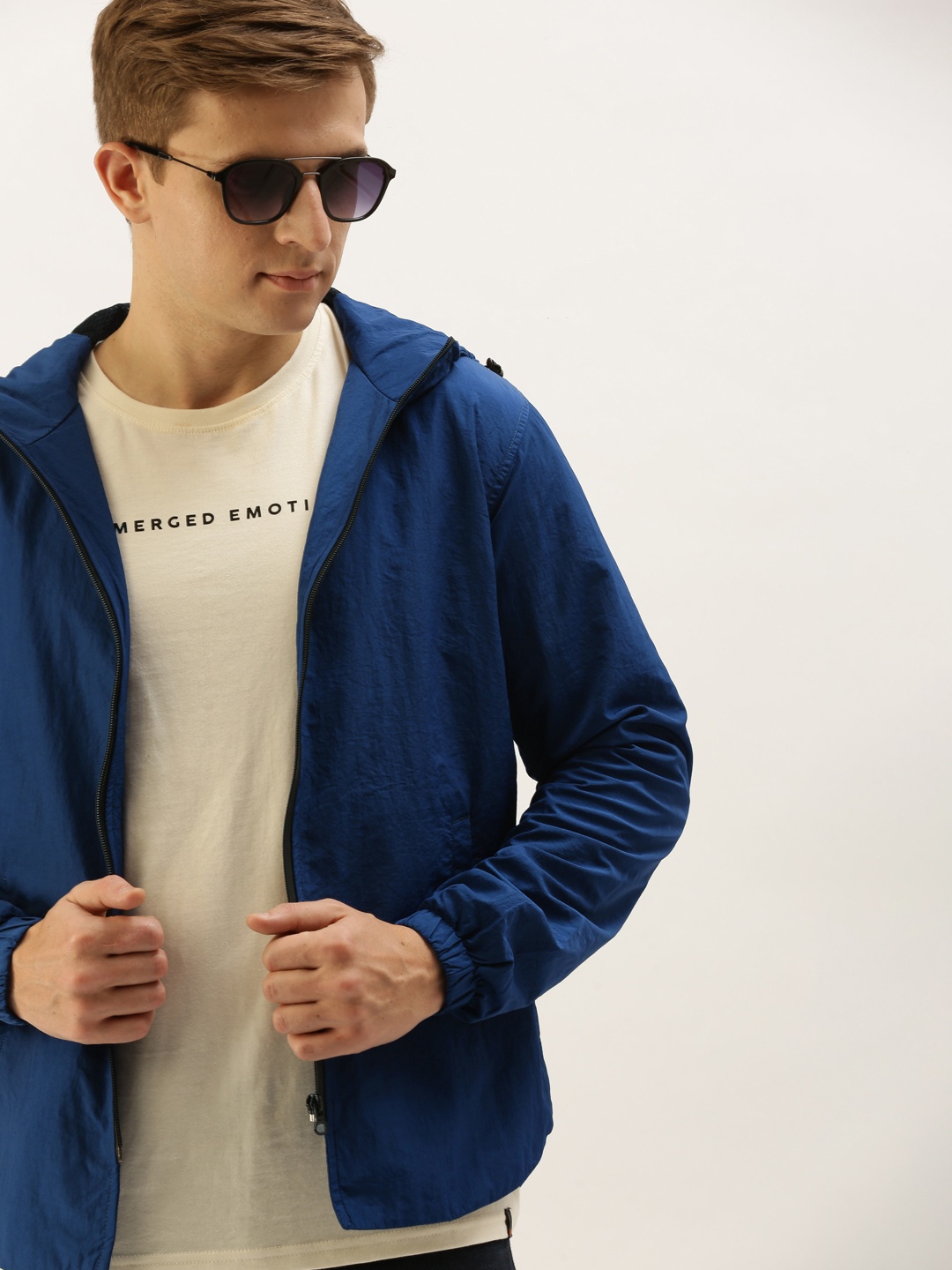 

SINGLE Men Blue Solid Bomber
