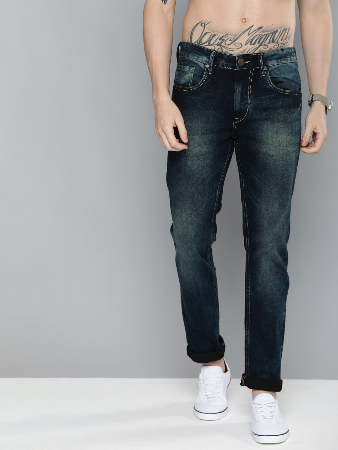 

HERE&NOW Men Blue Slim Fit Mid-Rise Clean Look Stretchable Jeans