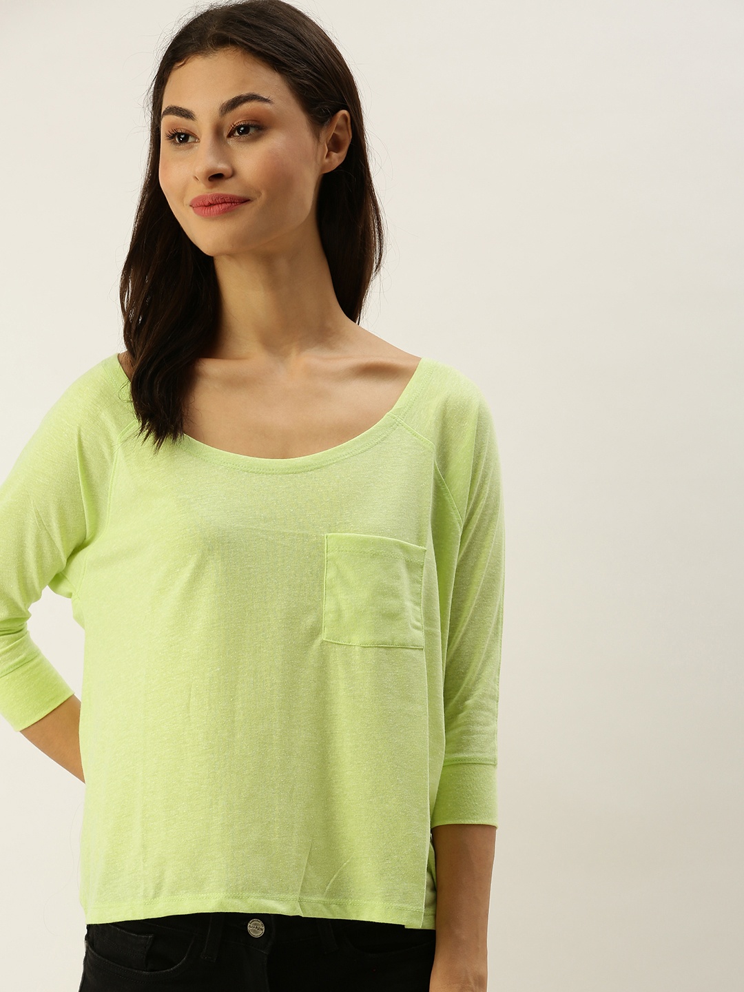 

American Crew Women Green Solid Top