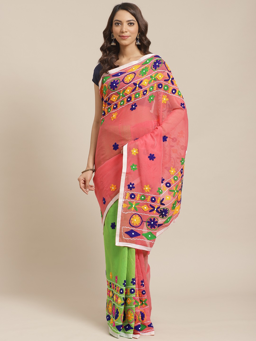 

Laa Calcutta Pink & Green Bengal Handloom Kathiabari Embroidered Saree