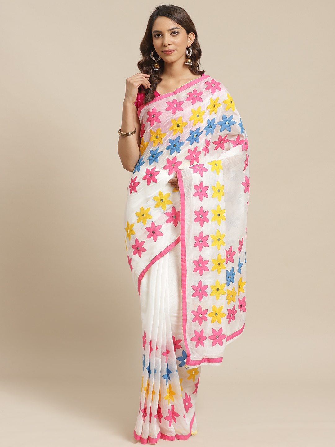 

Laa Calcutta White & Pink Patch Work Handloom Saree