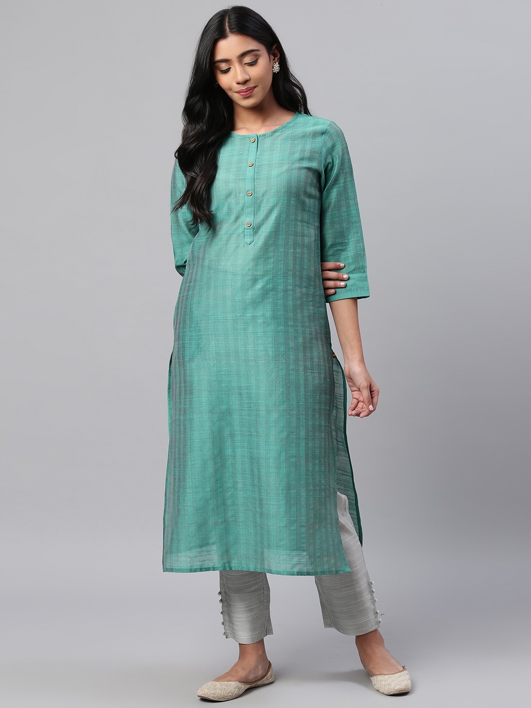 

KSUT Women Green Self-Striped Handloom Straight Kurta