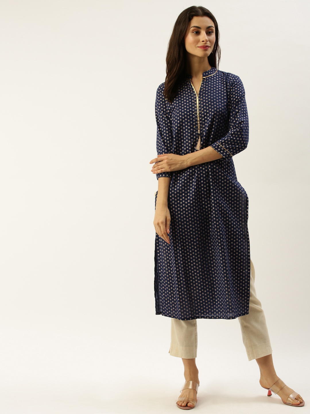 

Rajnandini Women Navy Blue & Beige Printed Straight Kurta