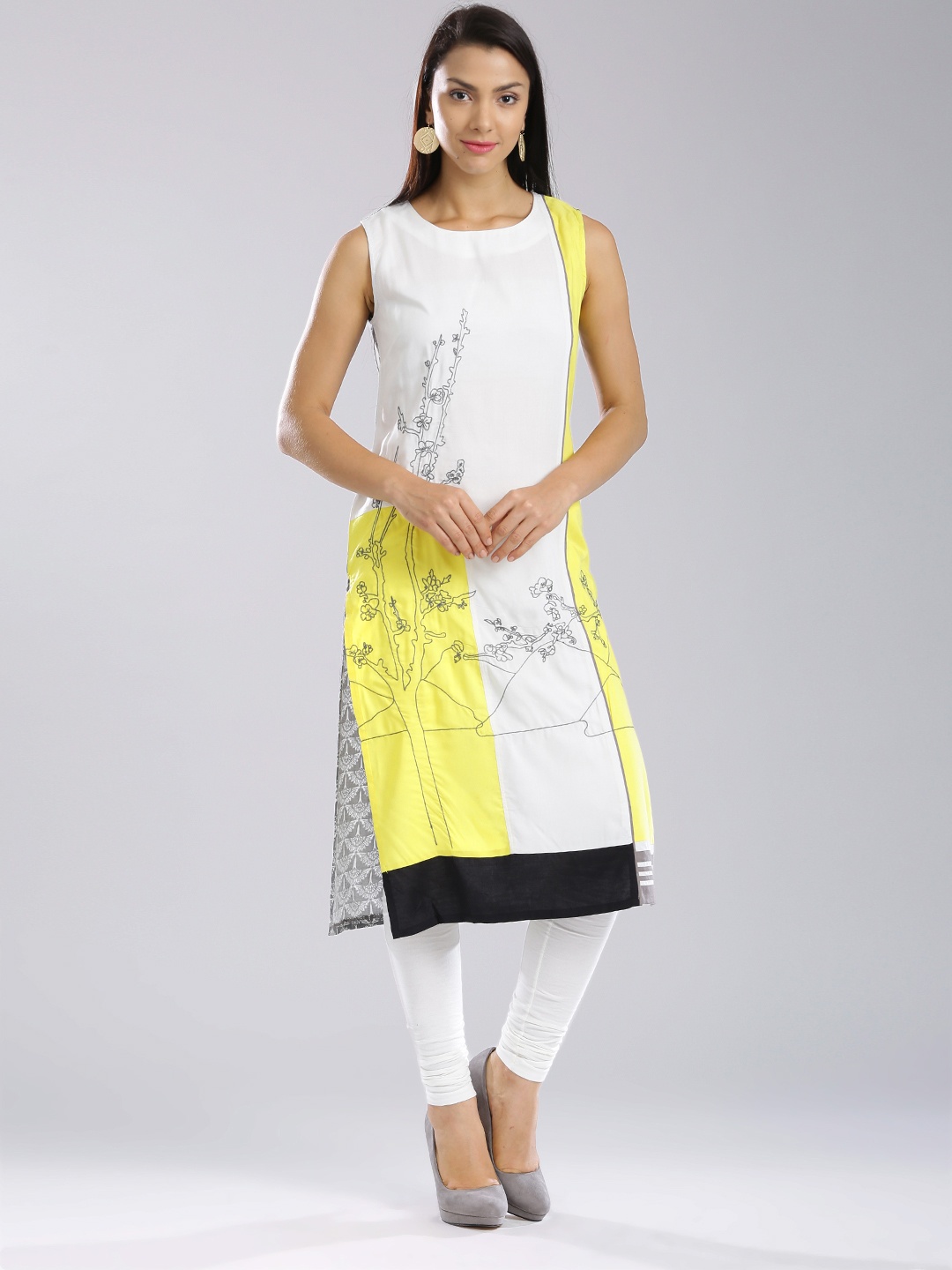 

W White & Grey Quirky Print Kurta