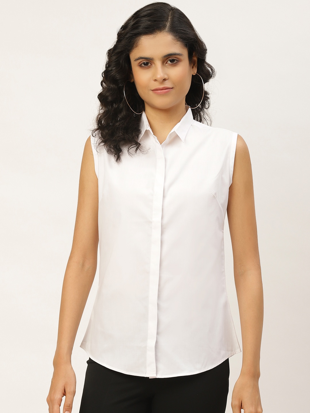 

Hancock Women White Slim Fit Solid Formal Shirt