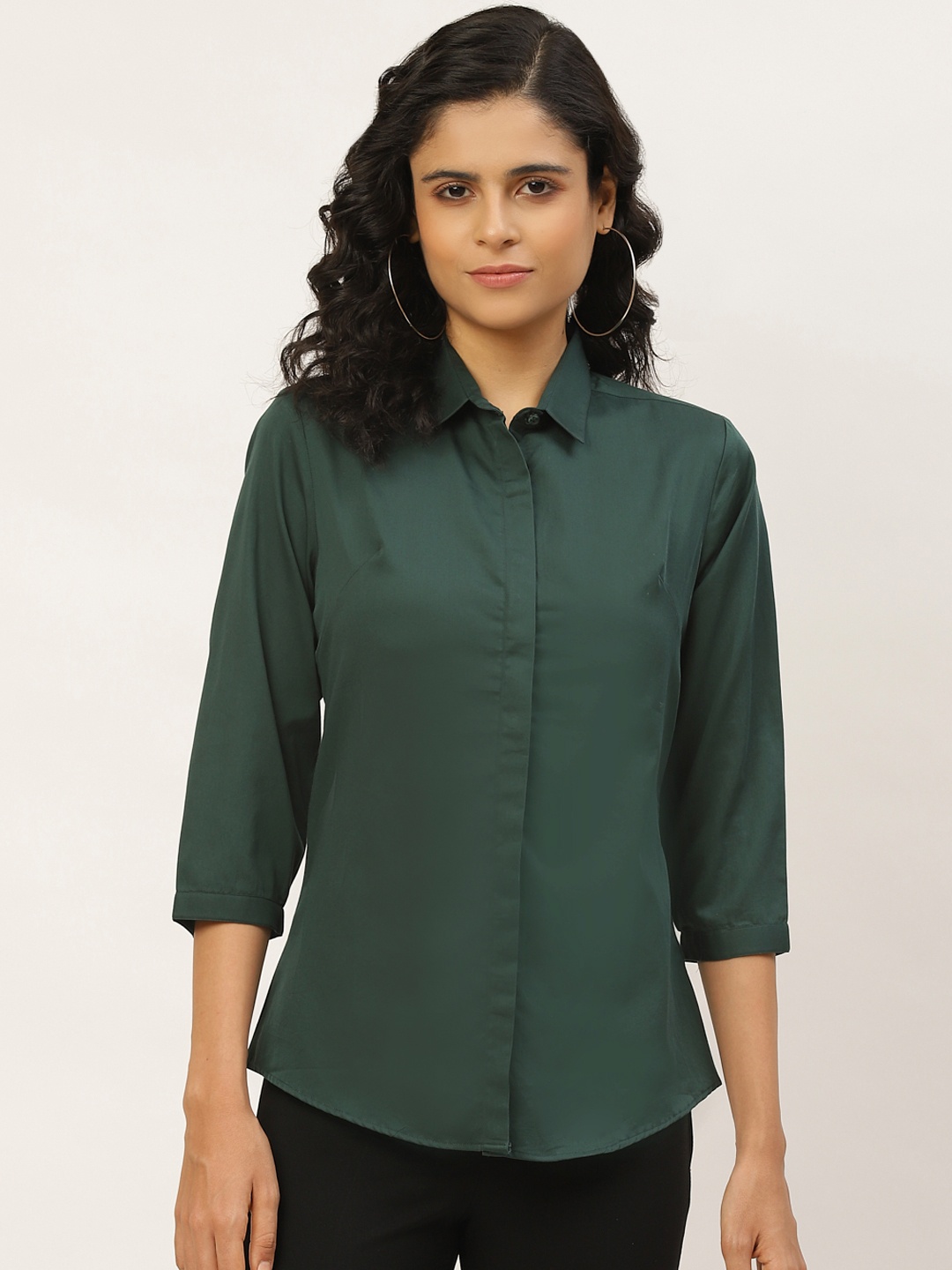 

Hancock Women Green Slim Fit Solid Formal Shirt
