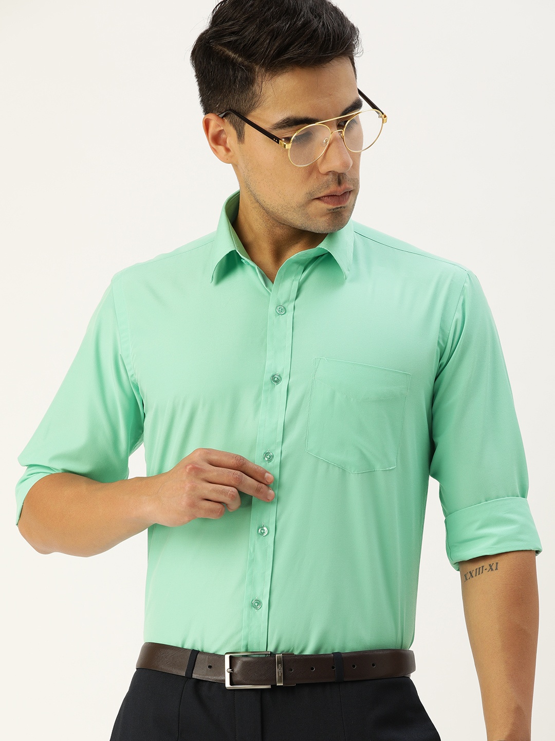 

English Navy Men Sea Green Slim Fit Solid Easy Iron Formal Shirt