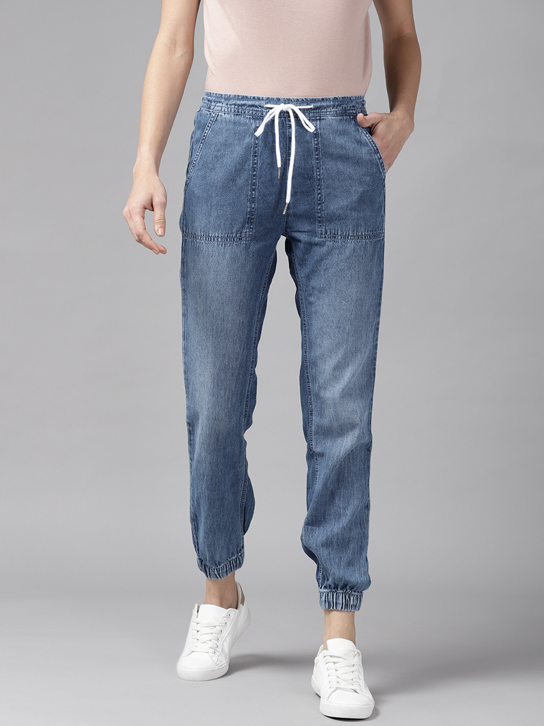 

Roadster Women Blue Light Fade Joggers Jeans