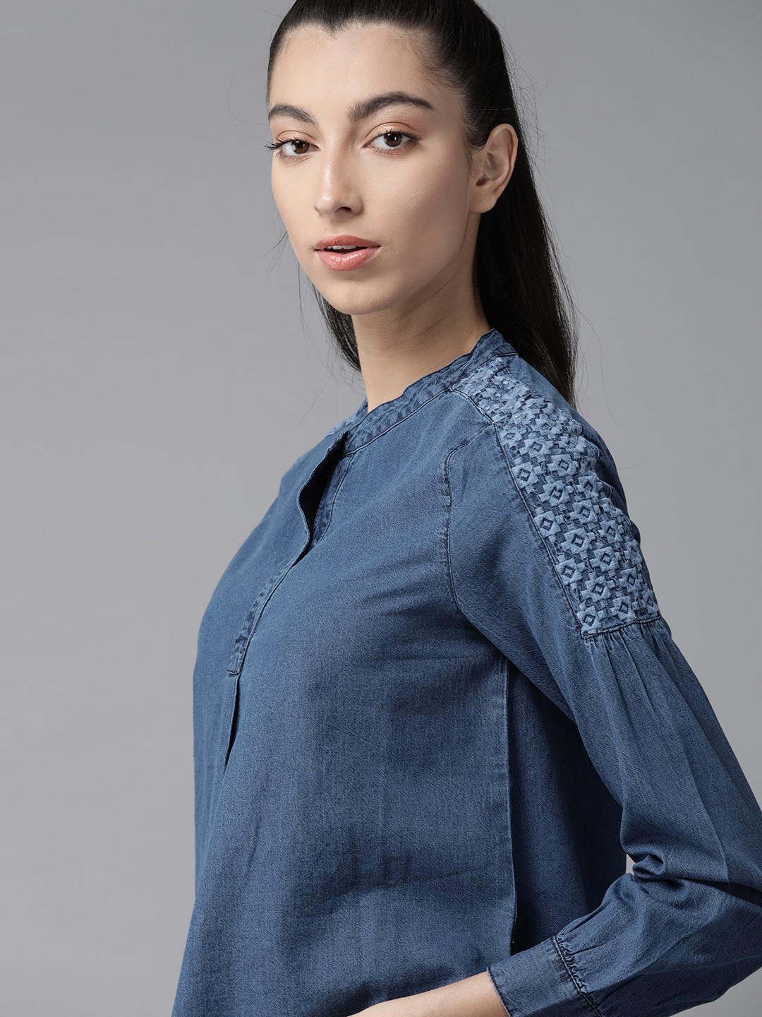 

Roadster Blue Mandarin Collar Puff Sleeves Regular Top