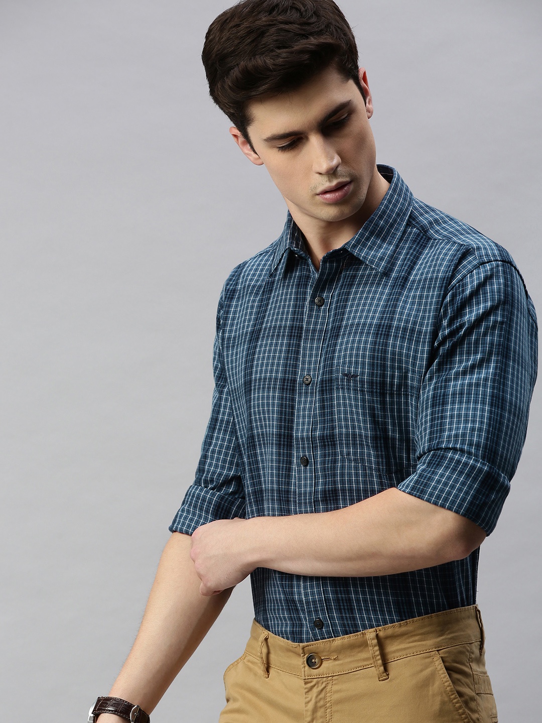

Park Avenue Men Blue Slim Fit Checked Smart Casual Shirt