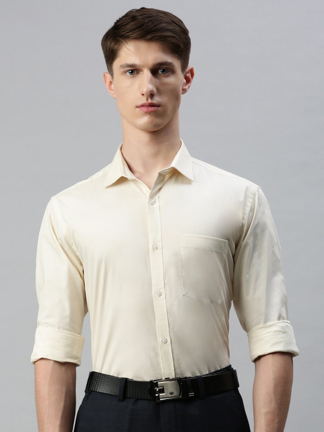 

Park Avenue Men Yellow Solid Slim Fit Formal Shirt