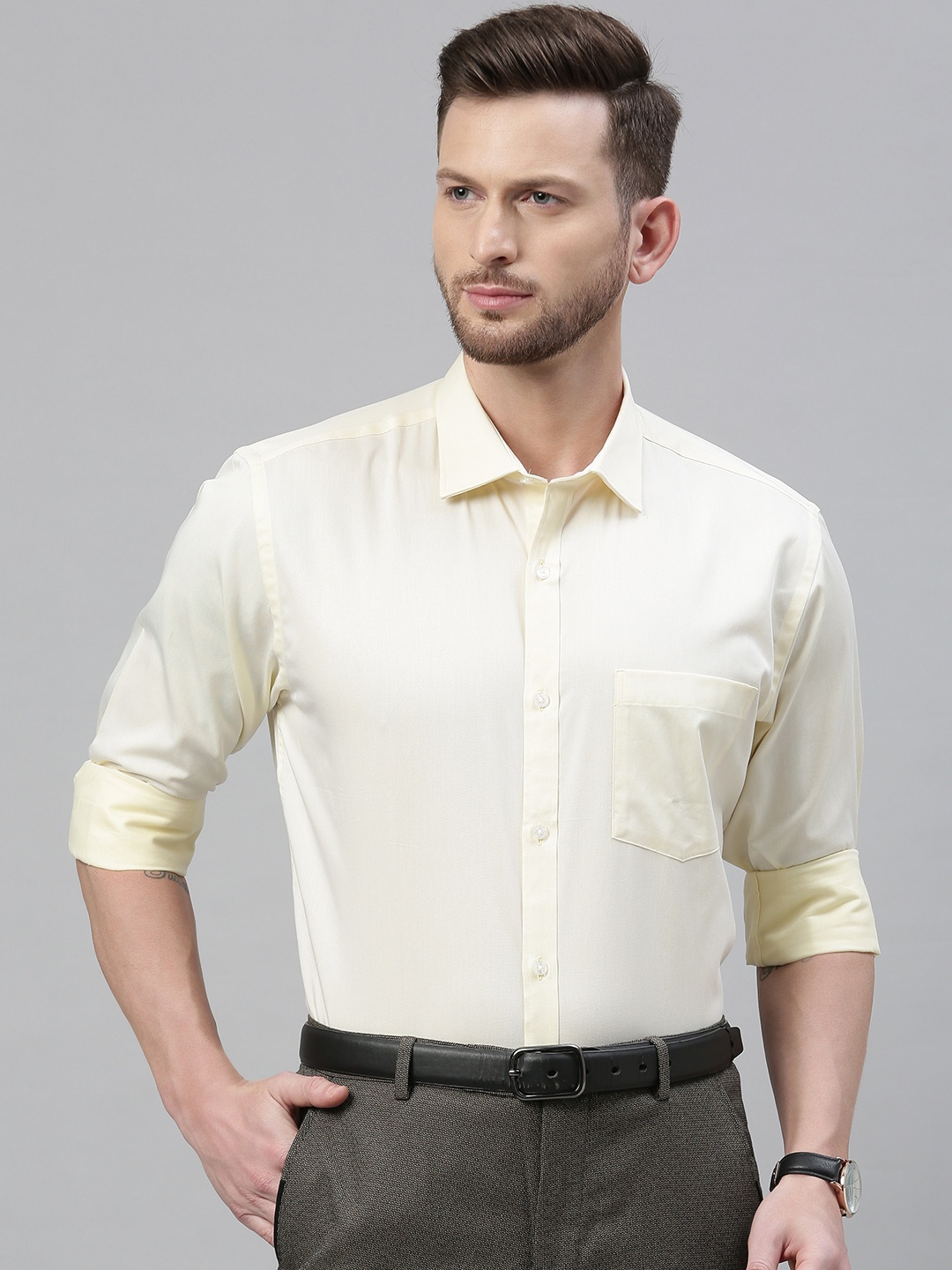

Park Avenue Men Yellow Slim Fit Solid Formal Shirt