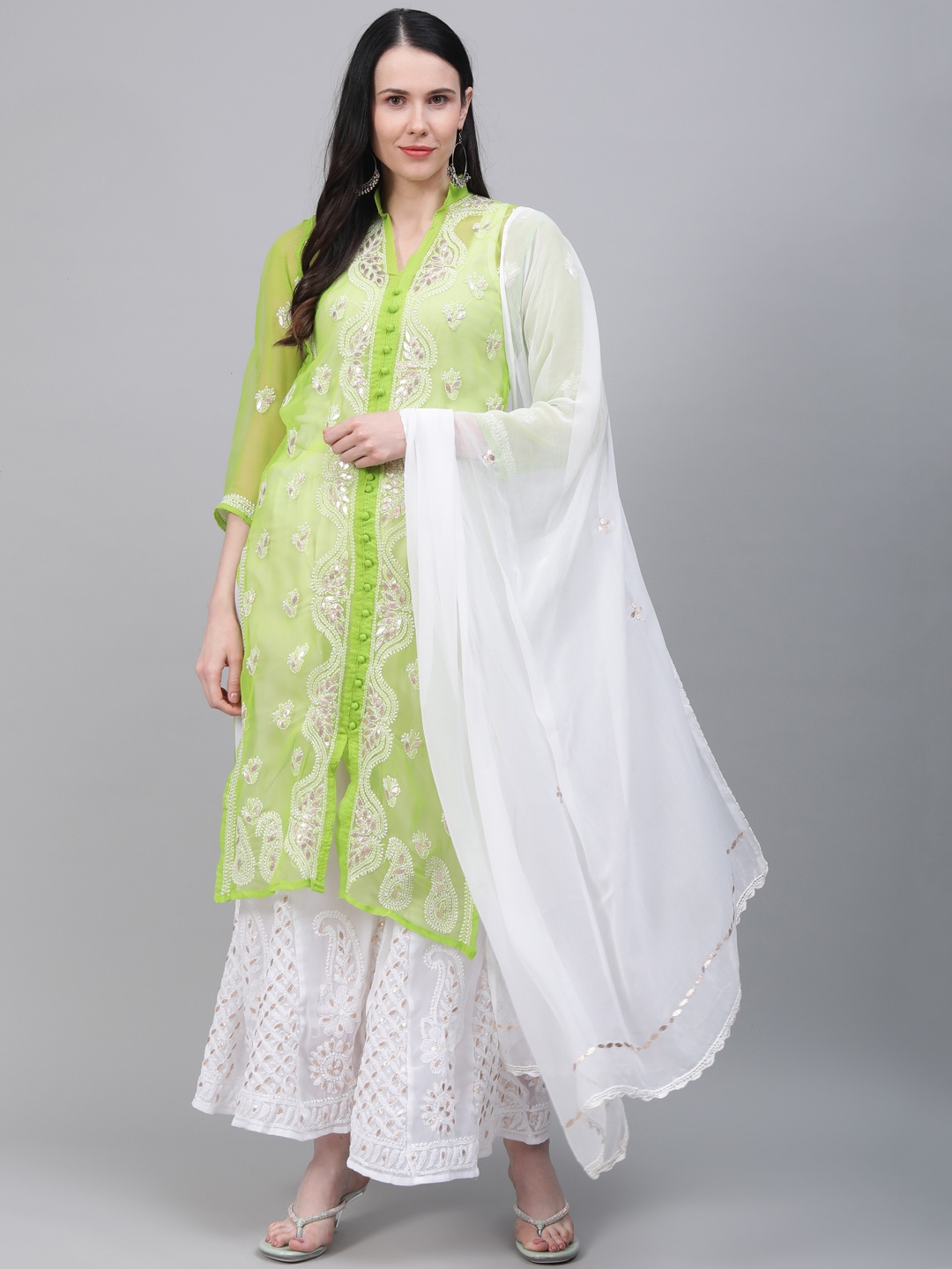 

Saadgi Women Green & White Handloom Chikankari Embroidered Kurta with Palazzos & Dupatta