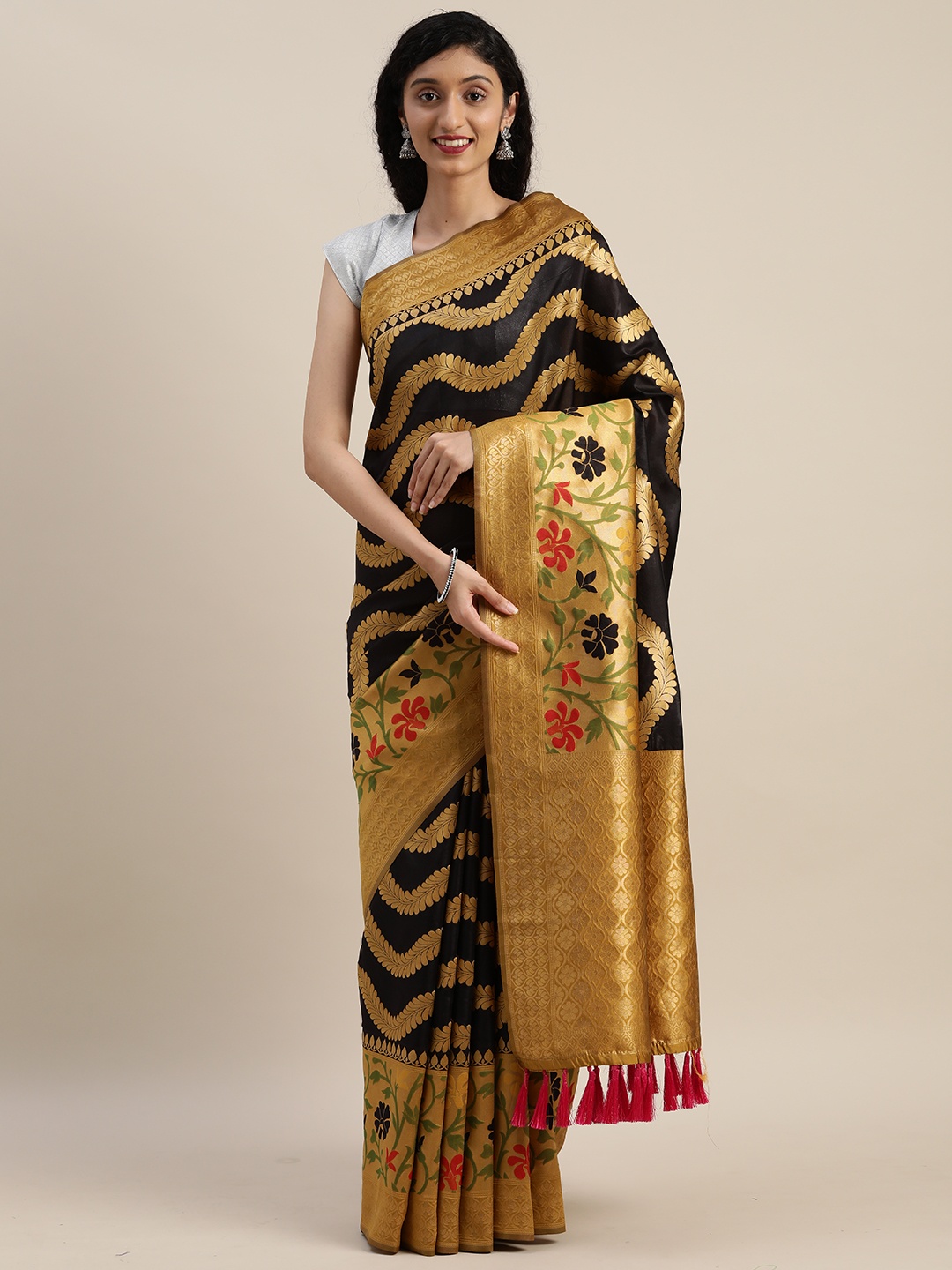 

VASTRANAND Black & Gold-Toned Silk Blend Woven Design Banarasi Saree