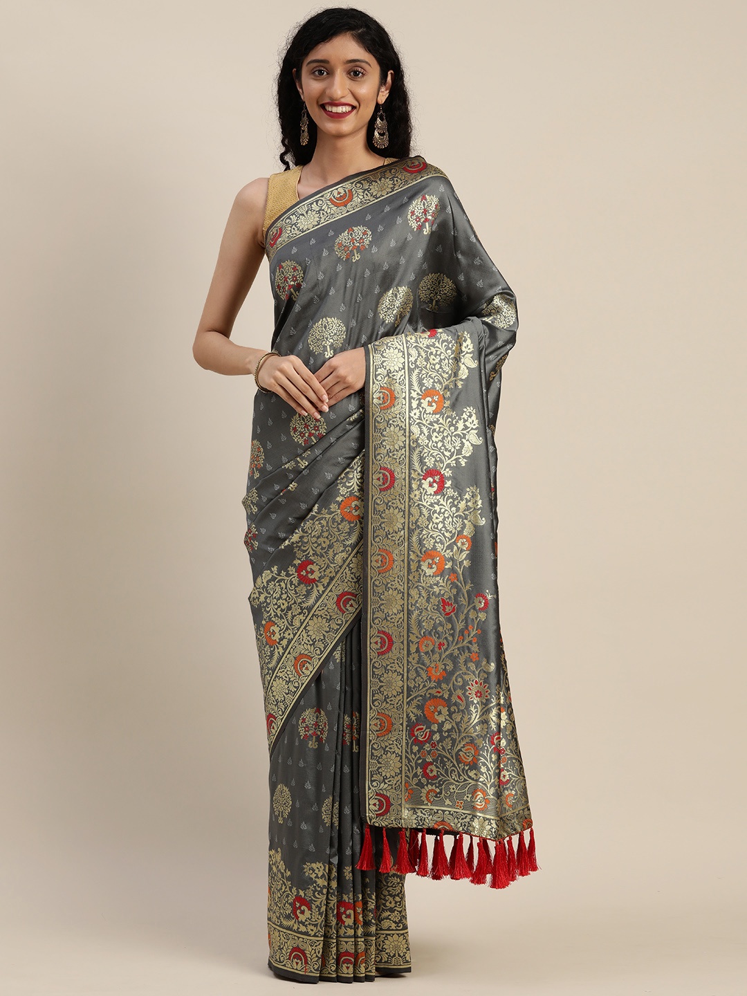 

VASTRANAND Grey & Gold-Toned Silk Blend Woven Design Kanjeevaram Saree